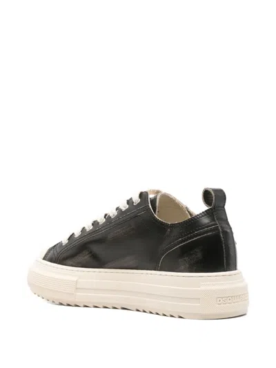 Dsquared2 Round-toe Low-top Sneakers In Black