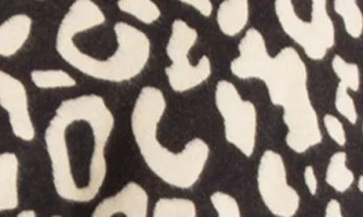 Saachi Reversible Scarf In Multi