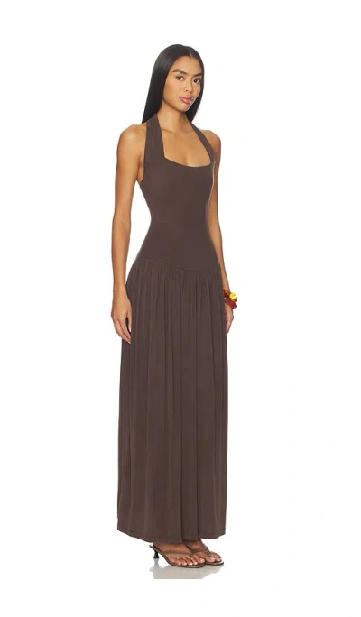 Aya Muse Ribbed Halterneck Dress In Brown