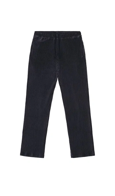 Krost Magma Velour Pants In Green