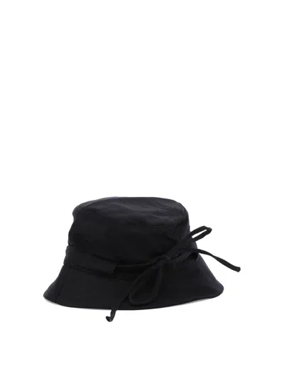 Jacquemus Gadjo Knotted Bucket Hat In Black