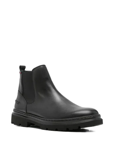 Callaghan Leather Chelsea Boots In Black