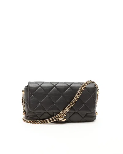 Pre-owned Chanel 19 Medium Shoulderbag In Black