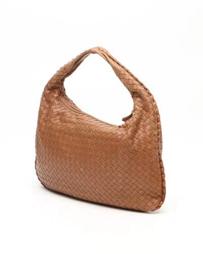 Bottega Veneta Medium Intrecciato Hobo Bag In Brown