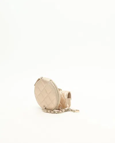 Pre-owned Chanel Cc Coin & Airpod Case In Gold