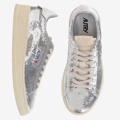 Autry Dallas Low Sparkling Sneakers In Silver And White Sequins Shoes In Silver