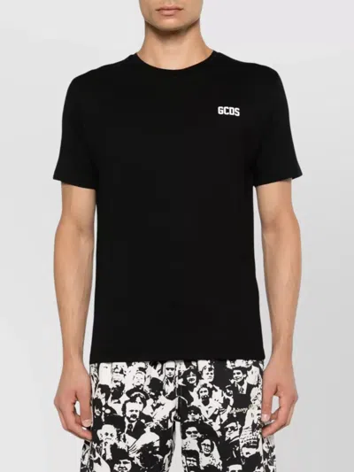 Gcds T-shirt In Black