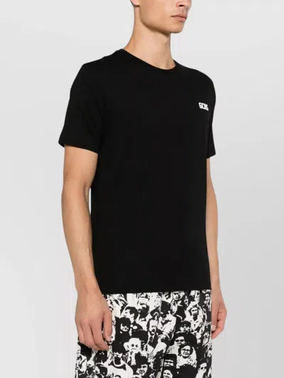 Gcds T-shirt In Black