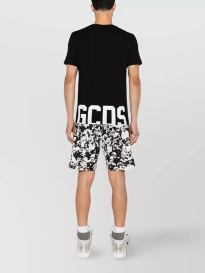 Gcds T-shirt In Black
