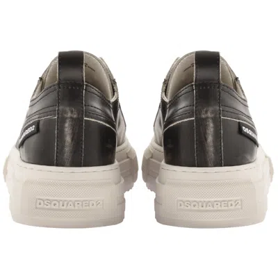 Dsquared2 Round-toe Low-top Sneakers In Black