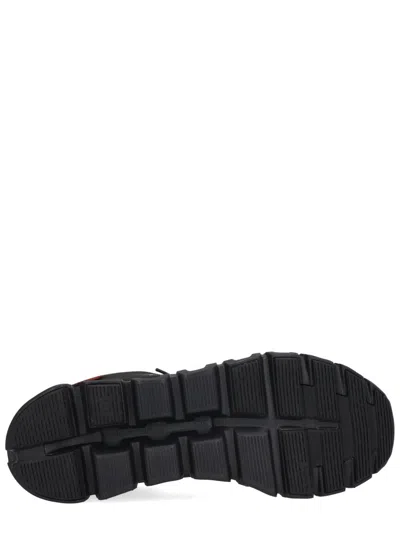 On Cloud 6 Sneakers With Rounded Toe In Black