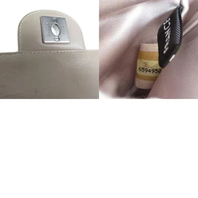 Pre-owned Chanel Beige New Travel Line Shoulder Bag ()
