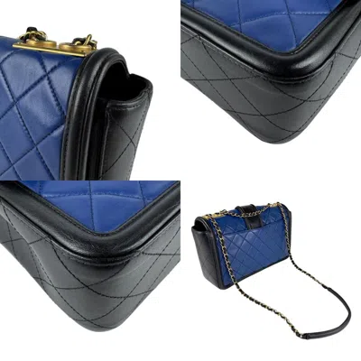 Pre-owned Chanel Black Blue Leather Shoulder Bag ()