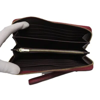 Pre-owned Coach Red Color Leather Long Wallet (bi-fold) ()