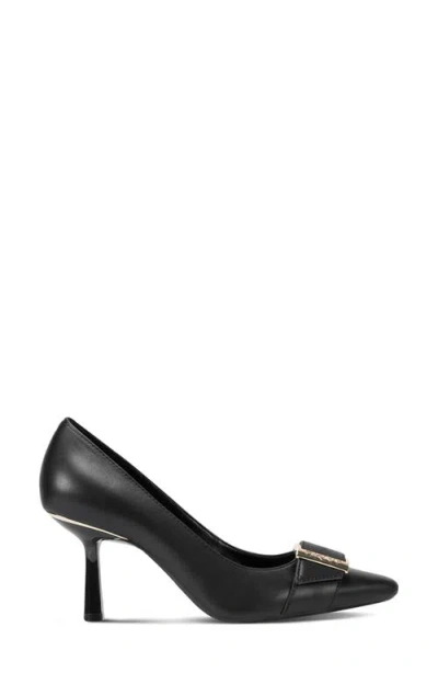 Dkny Nashbrook Pumps In Black