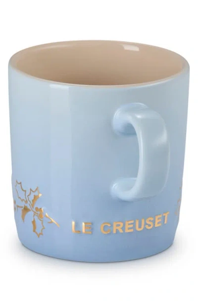 Le Creuset Stoneware Holly Collection 12 Oz. Gold Applique London Mug In Blue