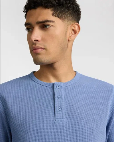 Onia Heavyweight Cotton Waffle Henley Sweatshirt In Blue