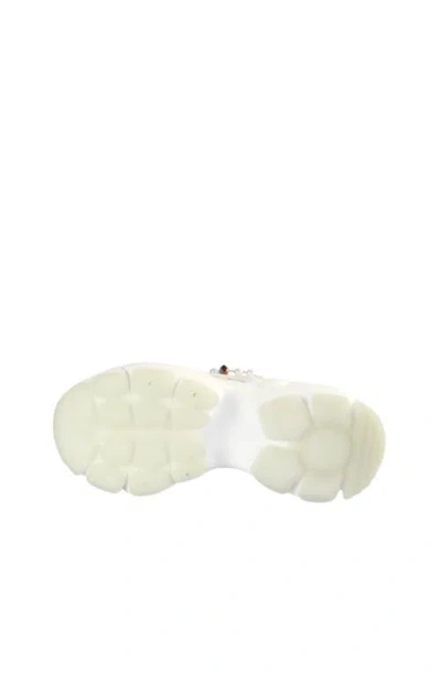 Buffalo Boots Binary Charm Sneaker In White