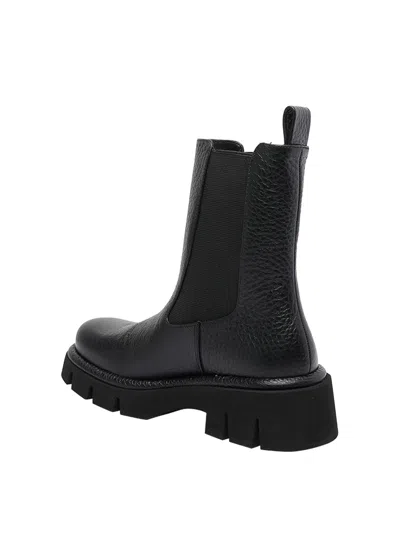 Paloma Barceló Textured Hammered Leather Ankle Boots With Sole In Black