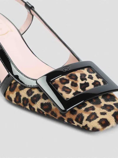 Roger Vivier Chic Slingback Block Heel Pump In Black