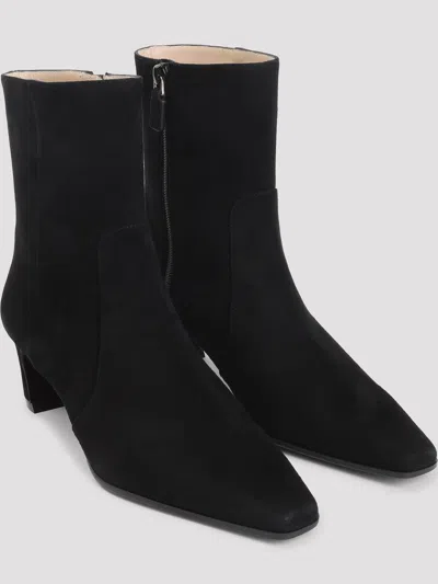 Stuart Weitzman Pointed Toe Ankle Boots With Mid-height Heel In Black
