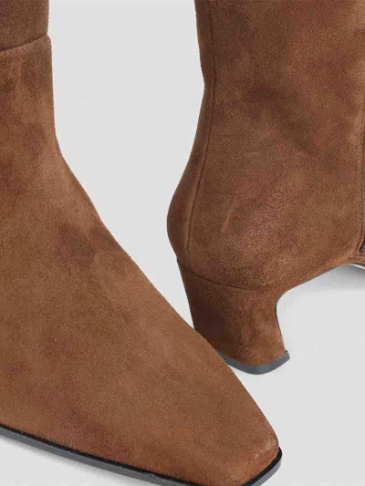 Stuart Weitzman Mid-height Suede Boots With Pointed Toe And Side Zipper In Brown