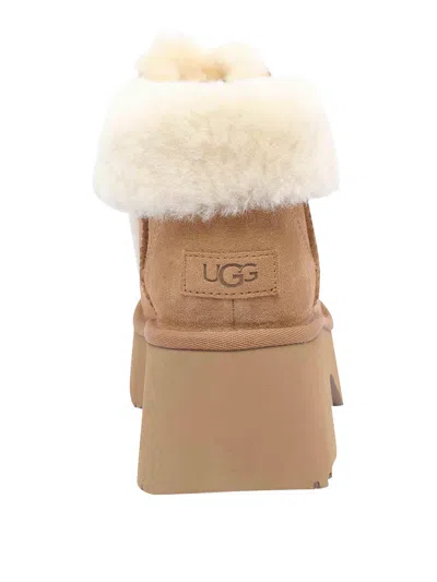 Ugg Esmee Beige Ankle Boots With Fur Detailing And Platform In Suede Woman In Brown