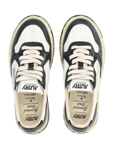 Autry X Mihara Yasuhiro Autry X Maison Mihara Yasuhiro Medalist Low Super Vintage White And Black Le In White