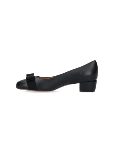Ferragamo High Heel Pumps With Pointed Toe In Black