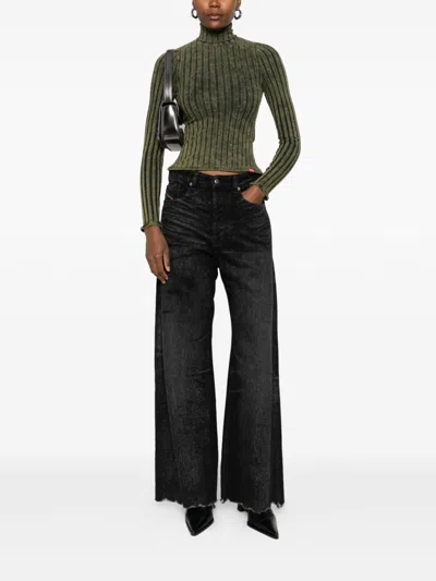 Diesel Classic Straight-leg Jeans With Mid-rise Waist In Black