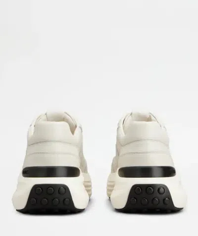 Tod's Low Top Leather Sneakers With Contrast Sole In White
