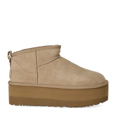 Ugg Classic  Ultra Mini Platform In Neutral
