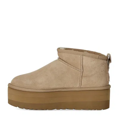 Ugg Classic  Ultra Mini Platform In Neutral