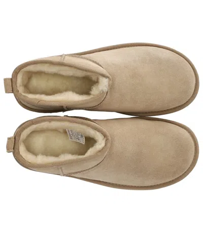 Ugg Classic  Ultra Mini Platform In Neutral