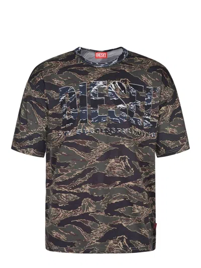 Diesel T-boxt-t22 Tiger-stripe Logo T-shirt In Brown