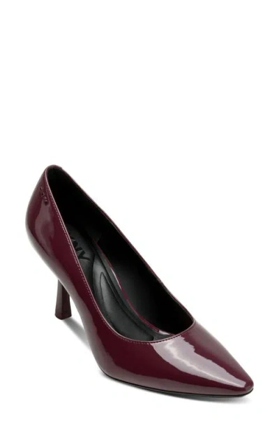 Dkny Natrona Pump In Burgundy