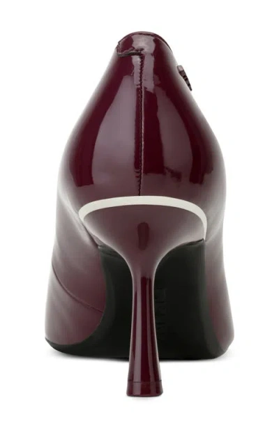 Dkny Natrona Pump In Burgundy