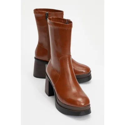 Prologue Shoes Beck Platform Block Heel Boot In Multi