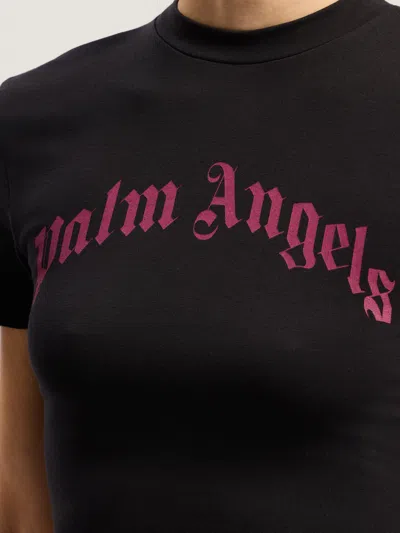 Palm Angels Cropped T-shirt With Gothic Fuchsia Print In Black