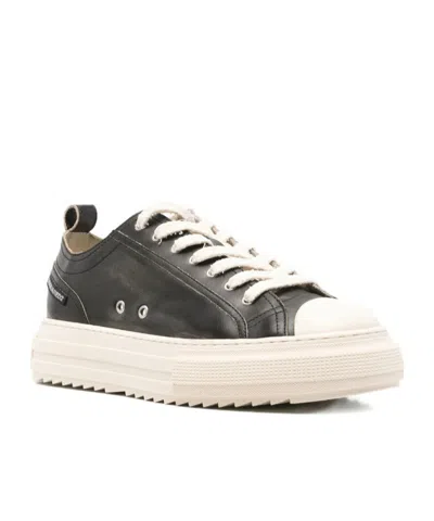 Dsquared2 Round-toe Low-top Sneakers In Black