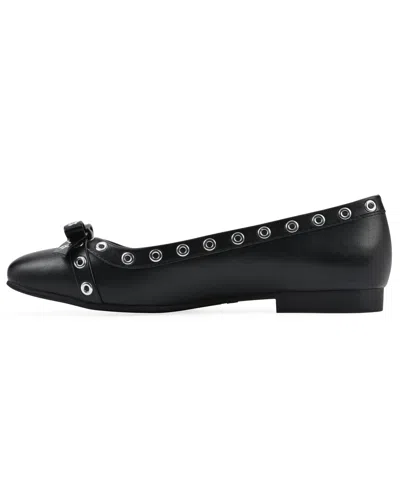 White Mountain Bodhi Flat In Black
