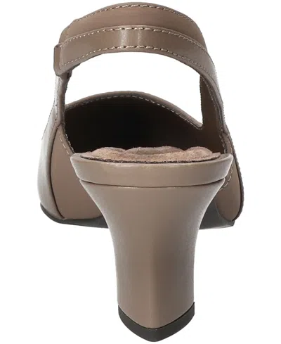 Easy Street Dessa Womens Pointed Closed Toe Stiletto Heel Pumps In Brown