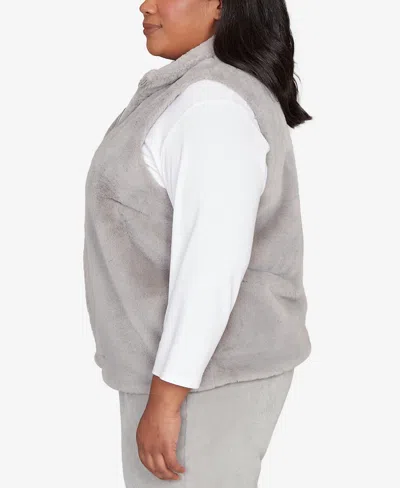 Alfred Dunner Plus Size Stockbridge Plush Zip Front Vest Jacket In Gray