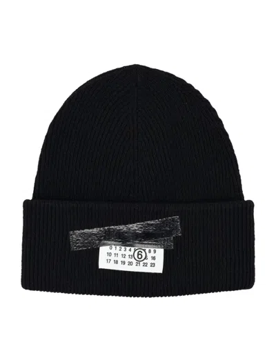 Mm6 Maison Margiela Ribbed Beanie With Logo Tag In Black