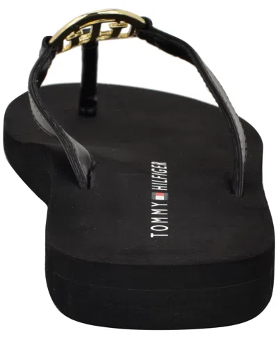 Tommy Hilfiger Crelina Thong Sandal In Black