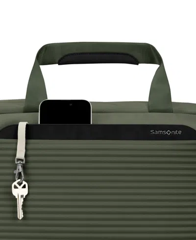 Samsonite Paralux Weekender 18" Duffel In Green
