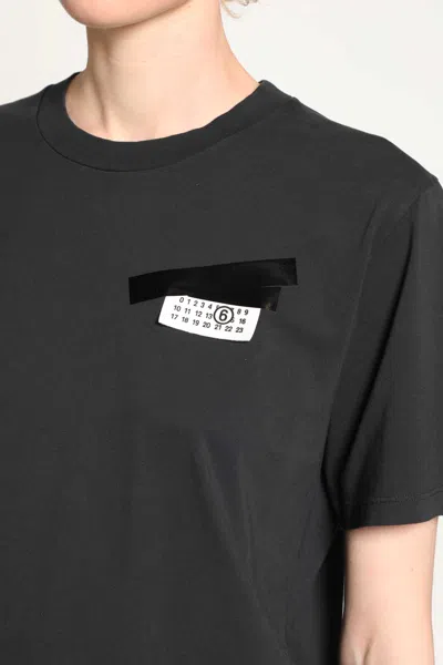 Mm6 Maison Margiela T-shirt With Numeric Patch And Tape Detail In Black