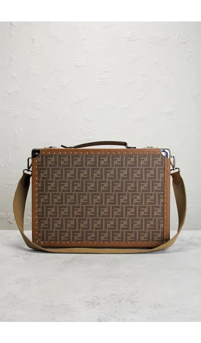 Fwrd Renew Fendi Åœ…è¢‹ Â€“ Æ£•è‰². Å°ºç � All.