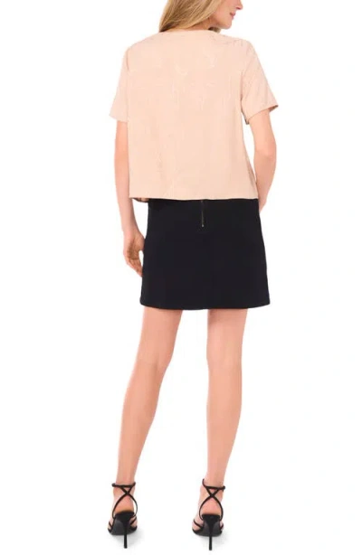 Vince Camuto Jacquard Short Sleeve Top In Neutral