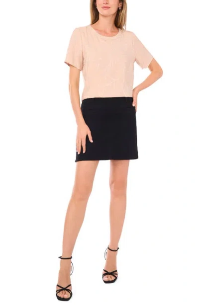 Vince Camuto Jacquard Short Sleeve Top In Neutral